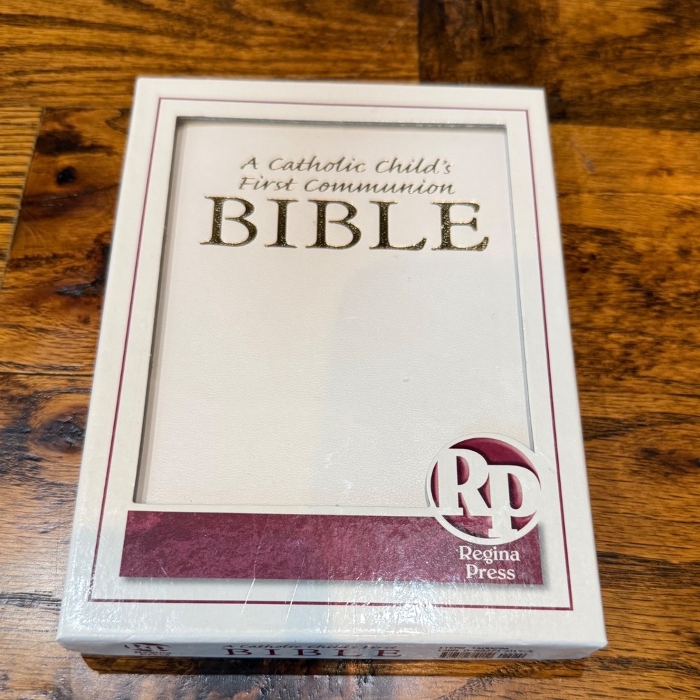 A Catholic Child's First Communion Bible Regina Press White Cover Gift Boxed